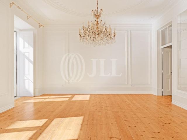 Apartamento alugar em Misericórdia, Lisboa