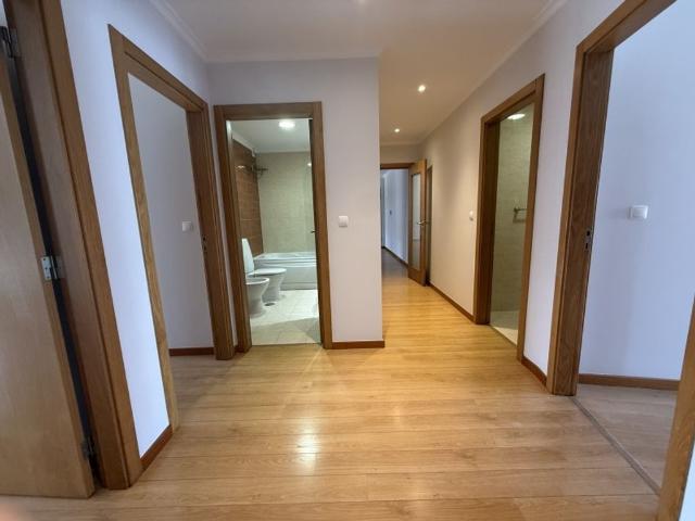 Apartamento alugar em Bairro Espírito Santo, Odivelas