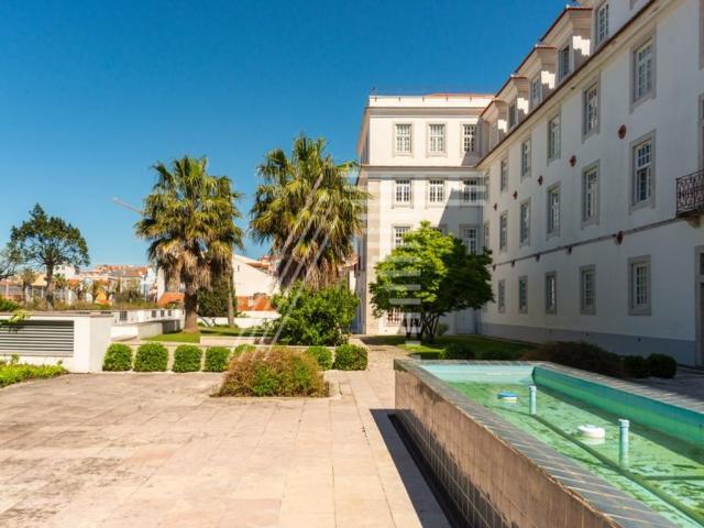 Apartamento alugar em Misericórdia, Lisboa