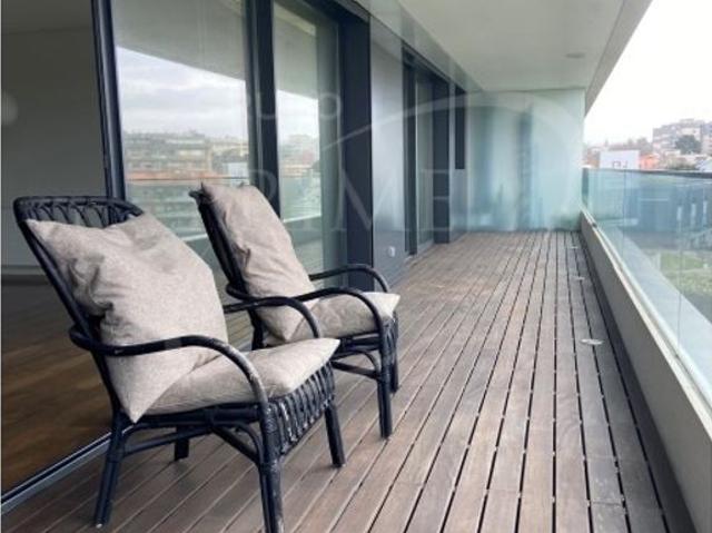 Apartamento alugar em Porto, Aldoar