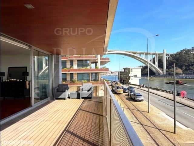 Apartamento alugar em Porto, Lordelo Do Ouro