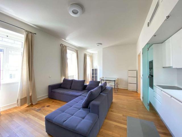 Apartamento alugar em Coração de Jesus, Lisboa