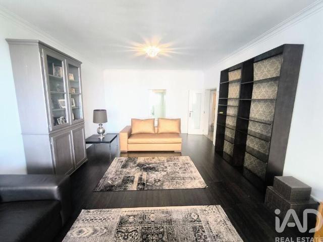 Apartamento alugar em Santo António, Lisboa
