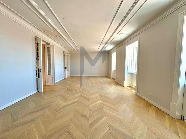 Apartamento alugar em Misericórdia, Lisboa