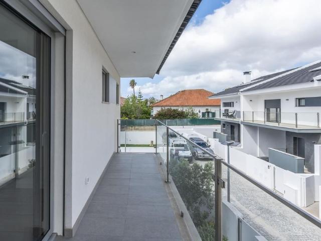 Casa alugar em Núcleo Urbano Histórico de Oeiras, Oeiras