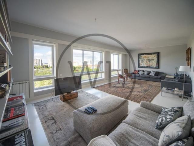 Duplex alugar em Lisboa, Campolide
