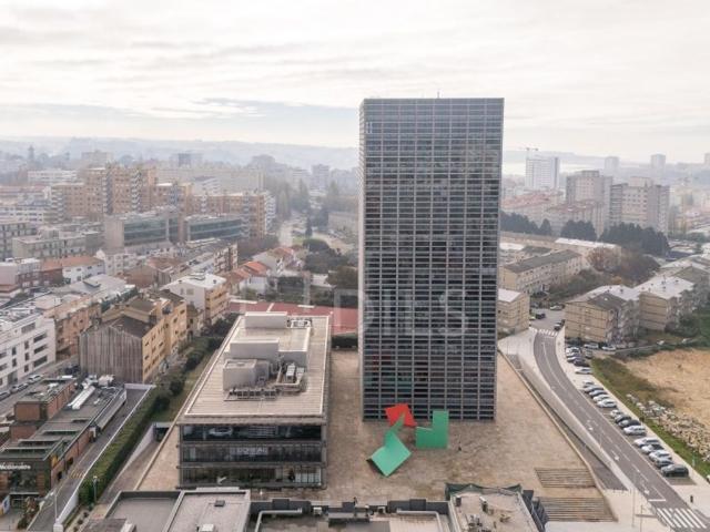 Escritório alugar em Porto, Lordelo Do Ouro