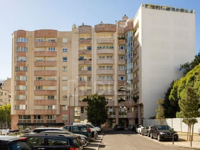 Escritório alugar em Alvalade, Lisboa