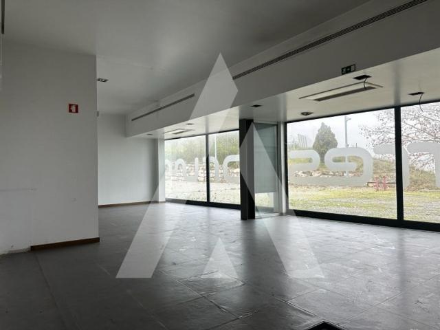 Escritório alugar em Torres Novas, Santarém