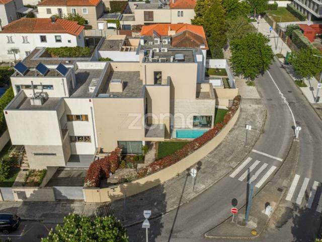 Escritório alugar em Porto, Lordelo Do Ouro