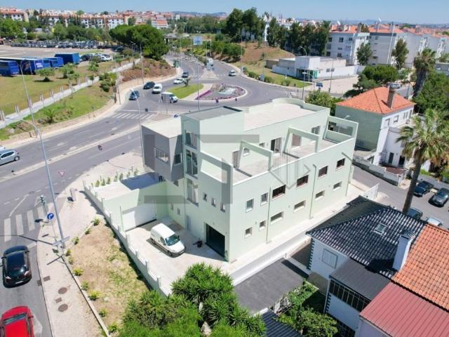 Escritório alugar em Alfragide, Amadora