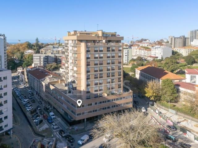Escritório alugar em Porto, Lordelo Do Ouro