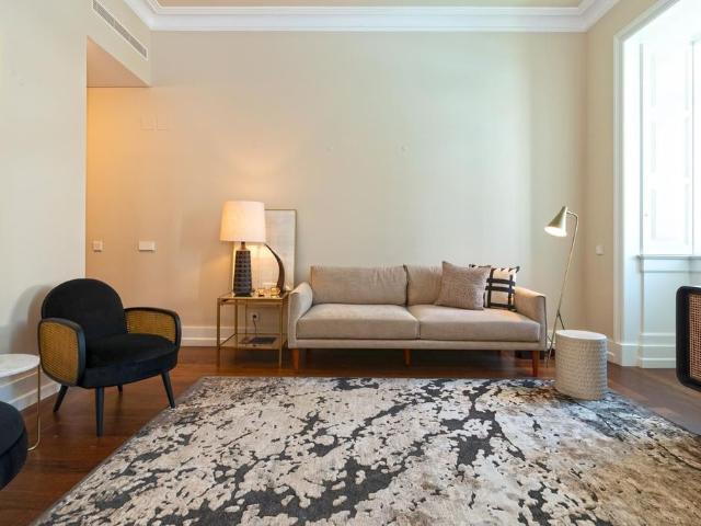 Apartamento alugar em Santo António, Lisboa