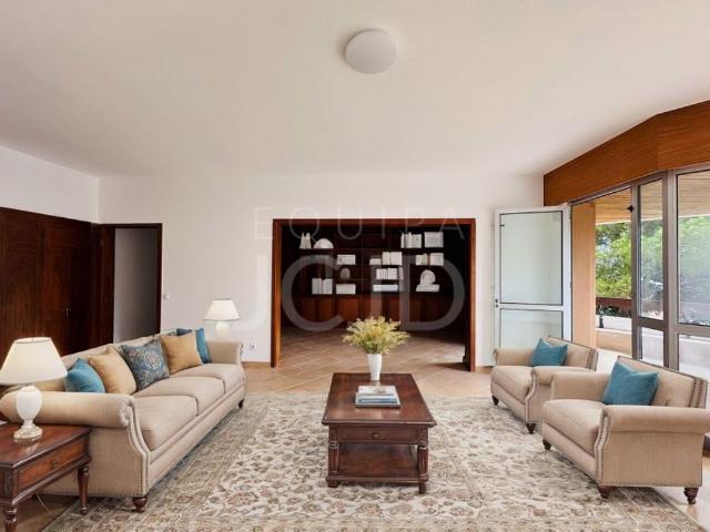 Apartamento alugar em São Julião da Barra, Oeiras