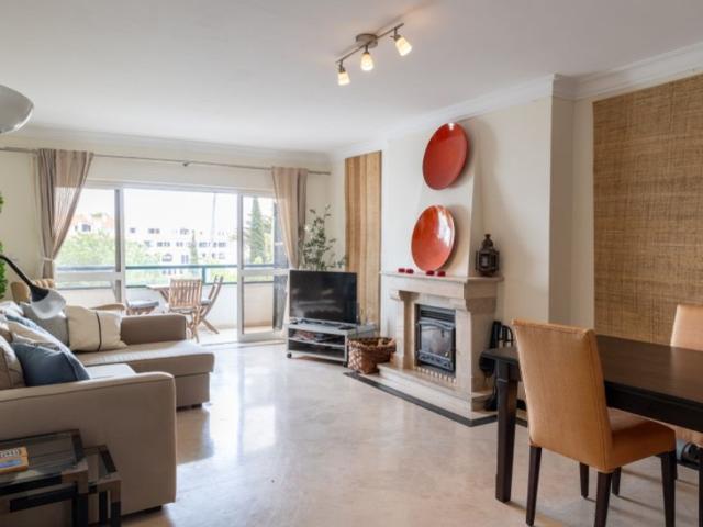 Apartamento alugar em Visconde da Luz, Cascais