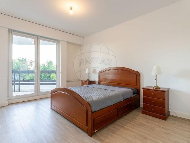 Apartamento alugar em Alto da Barra, Oeiras