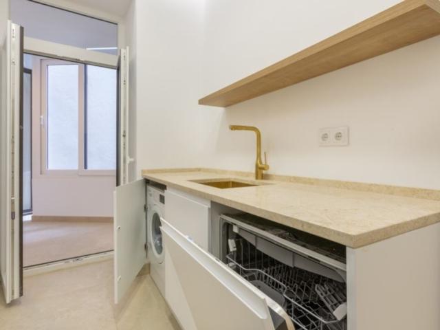 Apartamento alugar em Santo António, Lisboa