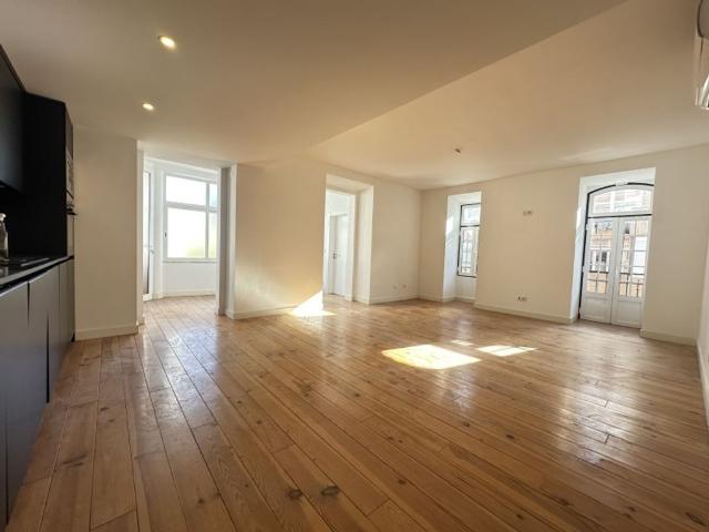 Apartamento alugar em Santo António, Lisboa