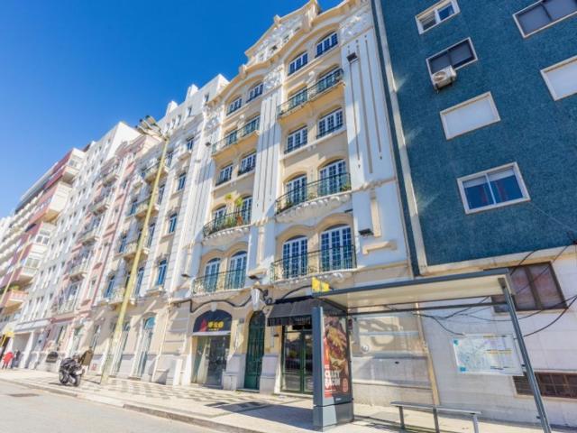 Apartamento alugar em Bairro de São Miguel, Lisboa