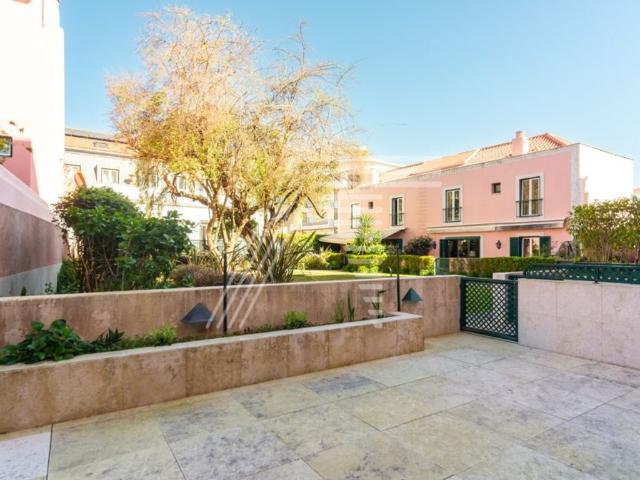 Apartamento alugar em Estrela, Lisboa