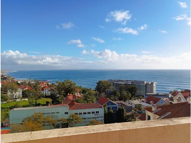Apartamento alugar em Santo António do Estoril, Cascais