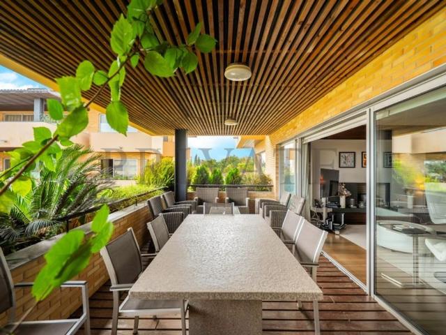 Apartamento venda em Quarteira, Loulé