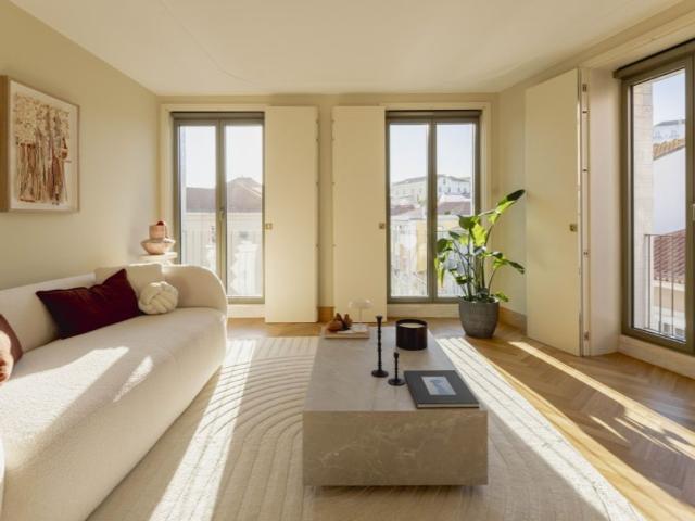 Apartamento alugar em São Vicente de Fora, Lisboa