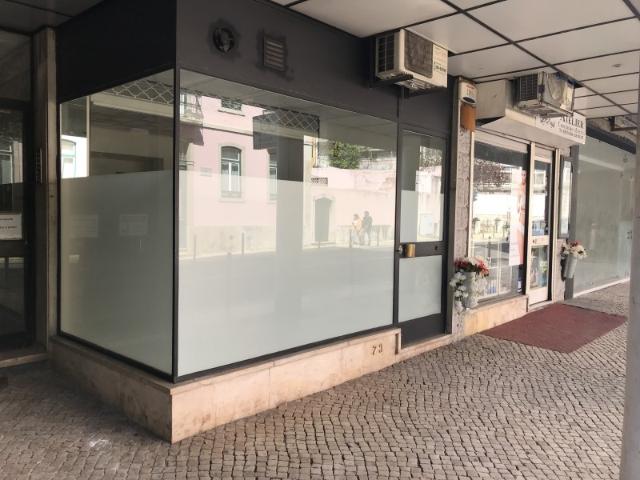 Ponto Comercial alugar em São Domingos De Benfica, São Domingos de Benfica