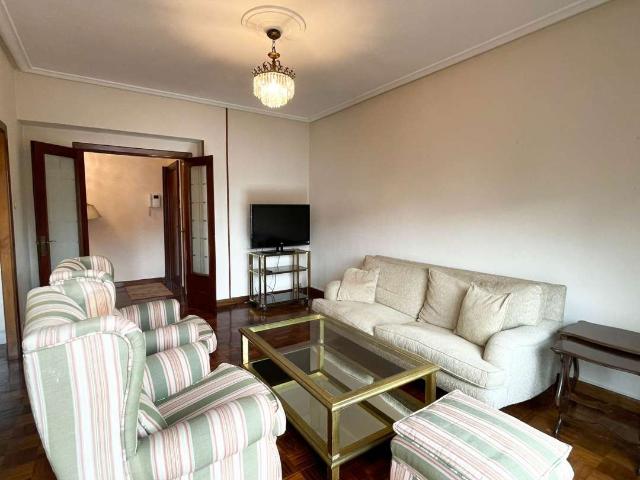 Apartamento en alquiler en Cuatro Caminos, Santander