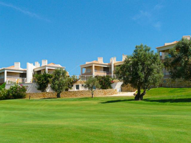 Apartamento venda em Estômbar, Faro
