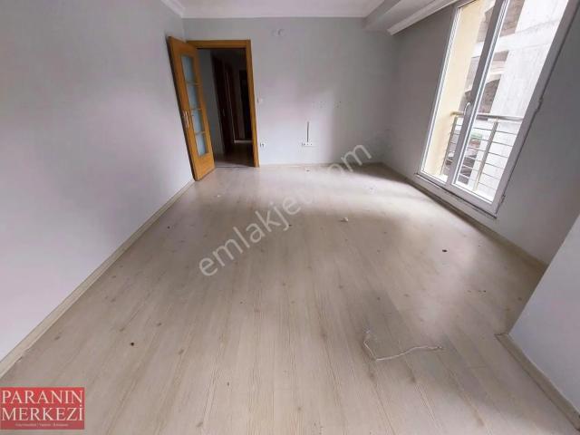 Esenkent Mahallesi, Ümraniye içerisinde kiralık mülk
