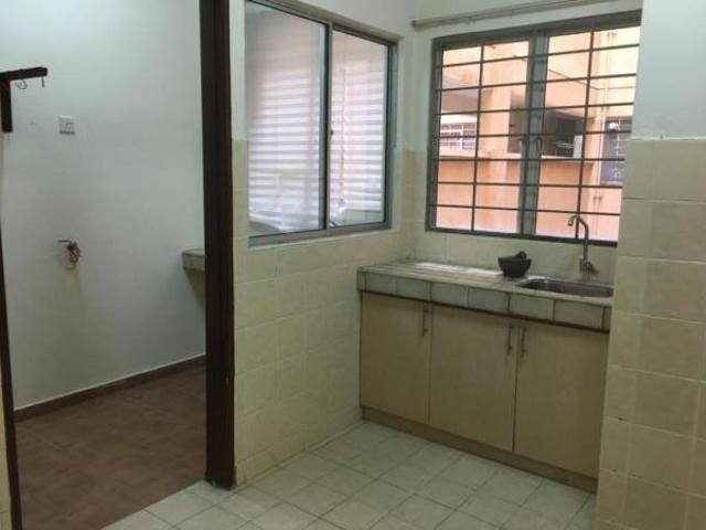 Apartment for rent in Petaling, Damansara Damai