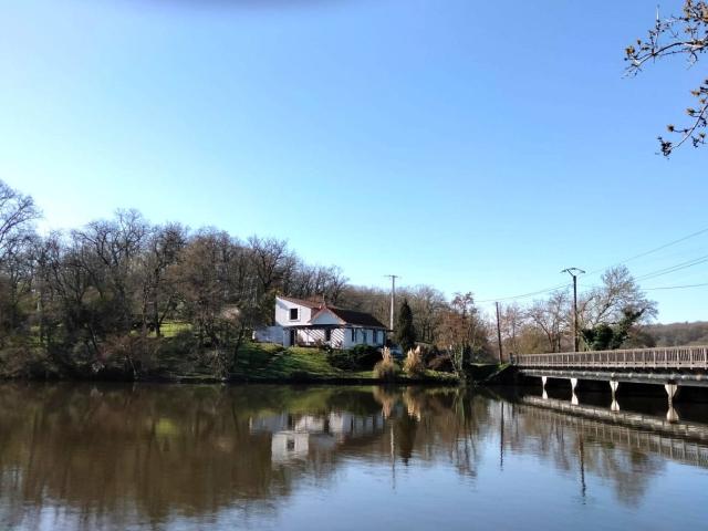 Maison vente à Montmorillon, Availles-limouzine