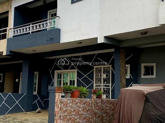Detached house for sale in Eti Osa, Abuja