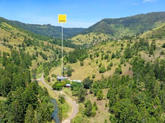 House for sale in Illinbah, Queensland