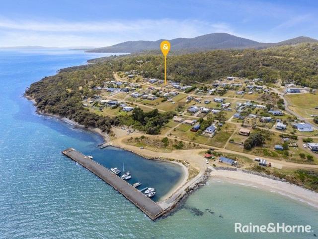 Land for sale in Alonnah, Tasmania