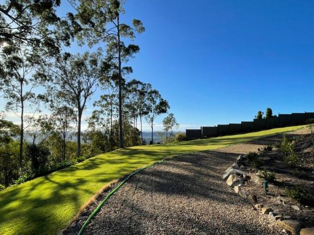 Cottage for sale in Tamborine Mountain, Queensland