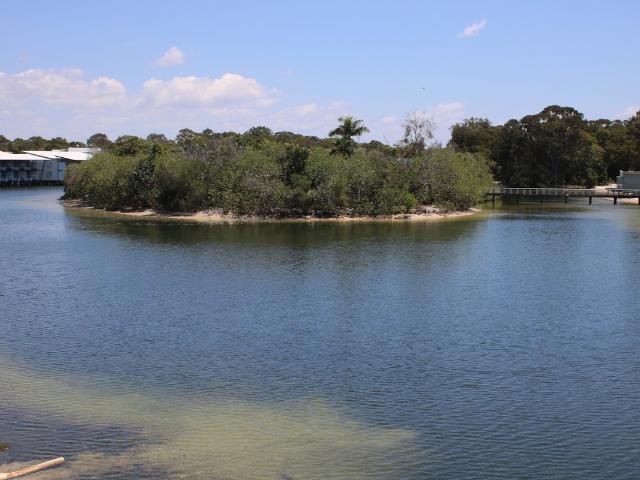 Villa for sale in Fernbrook, Queensland