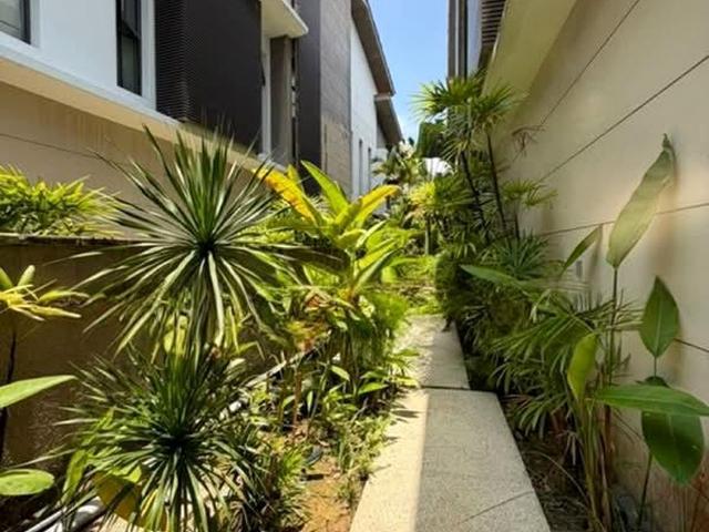 Detached House for sale