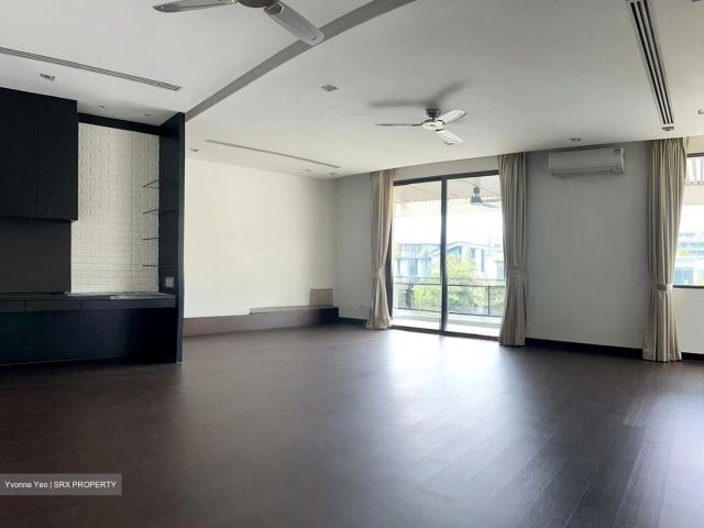 Detached House for sale