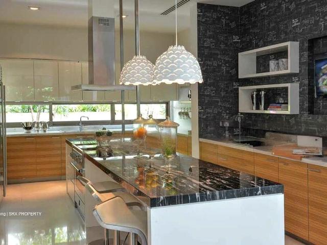 Detached House for sale