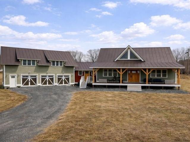 House for sale in Williamstown, Vermont