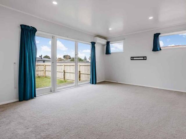House for rent in Papakura