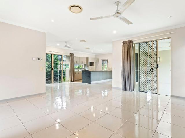 Apartment for rent in Boulevard South, Kewarra Beach
