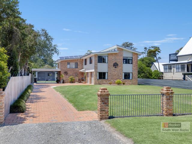 House for sale in East Kempsey, New South Wales