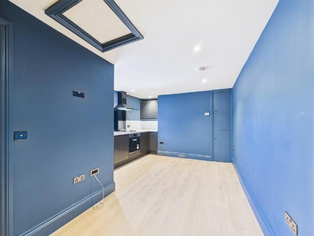Apartment for rent in Stoke, Plymouth