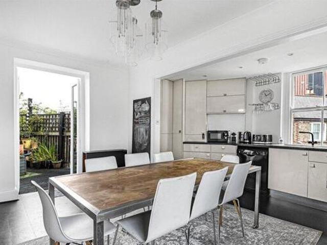 House for sale in Deepcut, Surrey