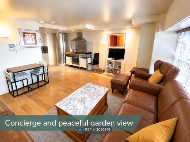 Apartment for rent in Park Central, Birmingham