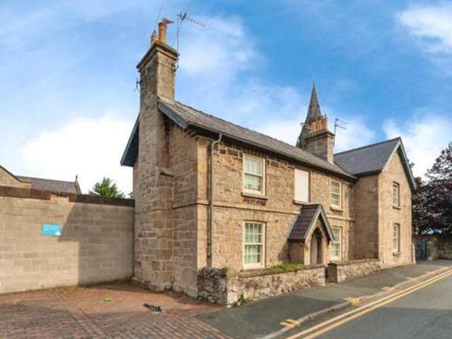 House for sale in Rhyl, Wales