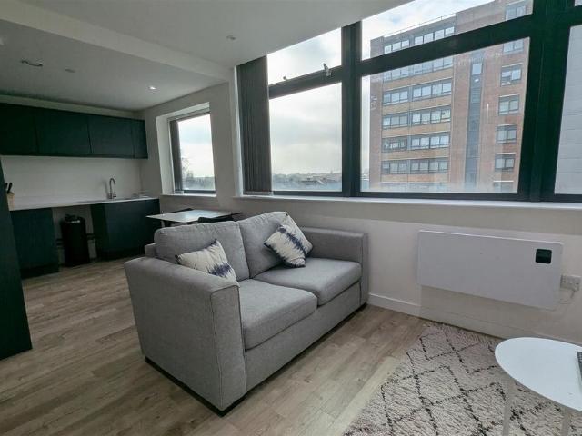 Apartment for rent in Old Trafford, Trafford Park